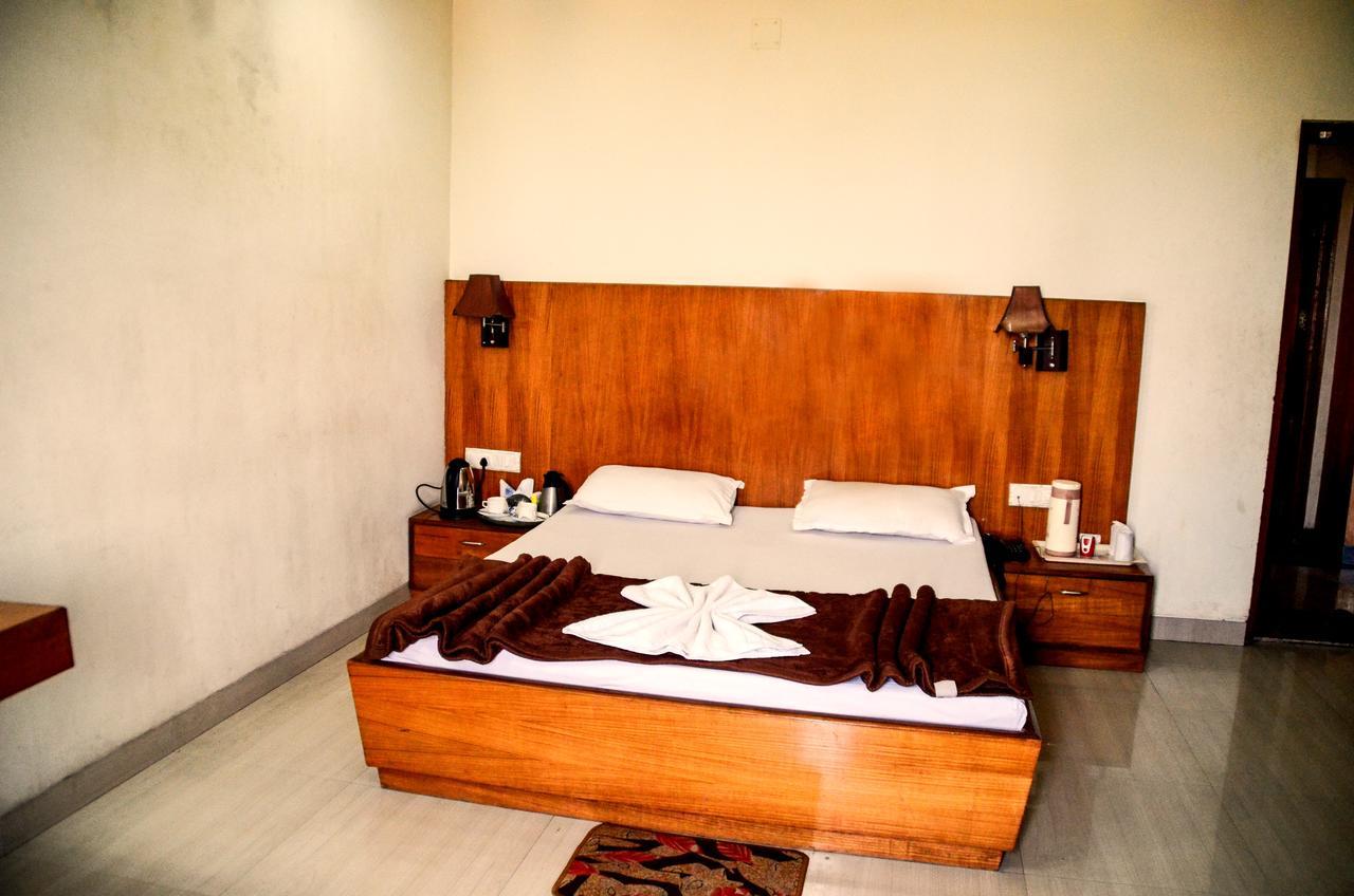 Hotel Aryan Jharsuguda Exterior photo